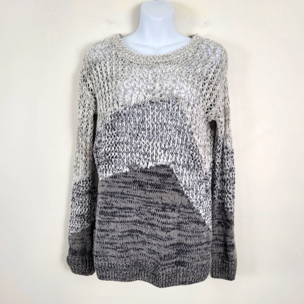 Harper Lane Gray Black White Crochet Open Knit Sweater‎